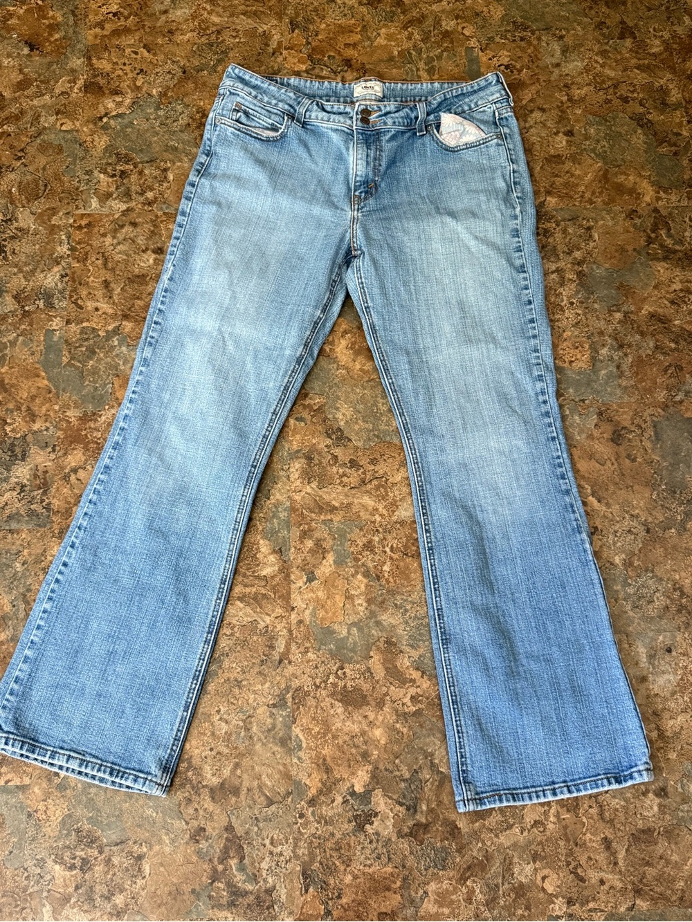 Levi's 526 Slender Boot Cut Women's‎ 14 Medium Light Blue Jeans